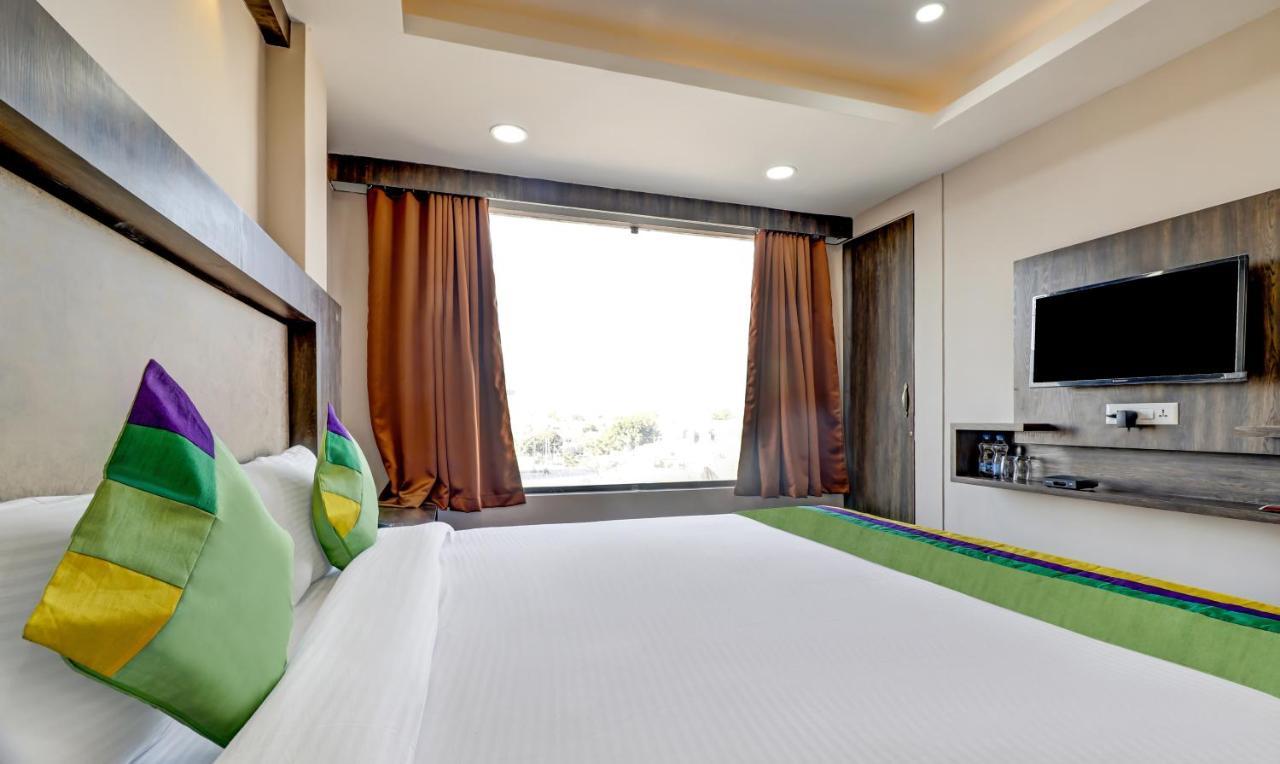 Hotel Bikalal, Биканер Екстериор снимка